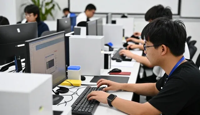 诸暨市云驳服饰有限公司探索管理办法未来方向